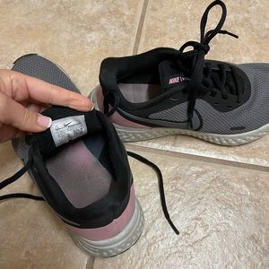 Nike shoes pink black size 7.5